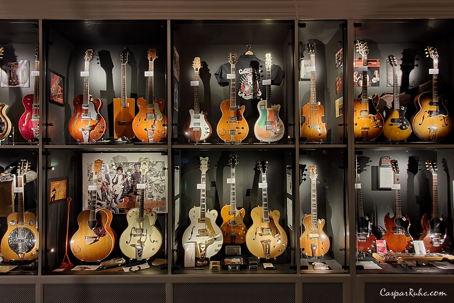 Guitars the Museum